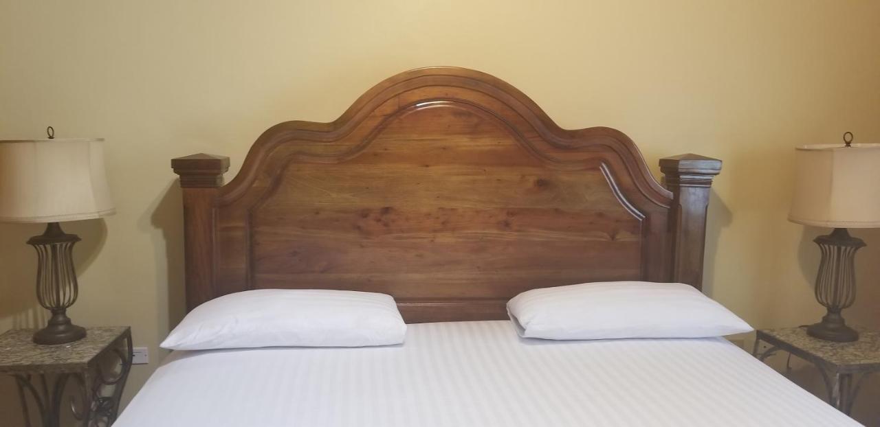 Spanish Dream Hotel Kingston Zewnętrze zdjęcie